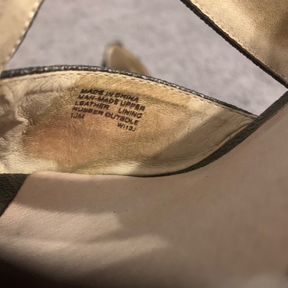 Brown/Neutral MK wedges - Picture 6 of 7